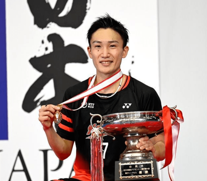 包含中国羽毛球队碾压印尼羽毛球队，桃田贤斗惊艳世界的词条