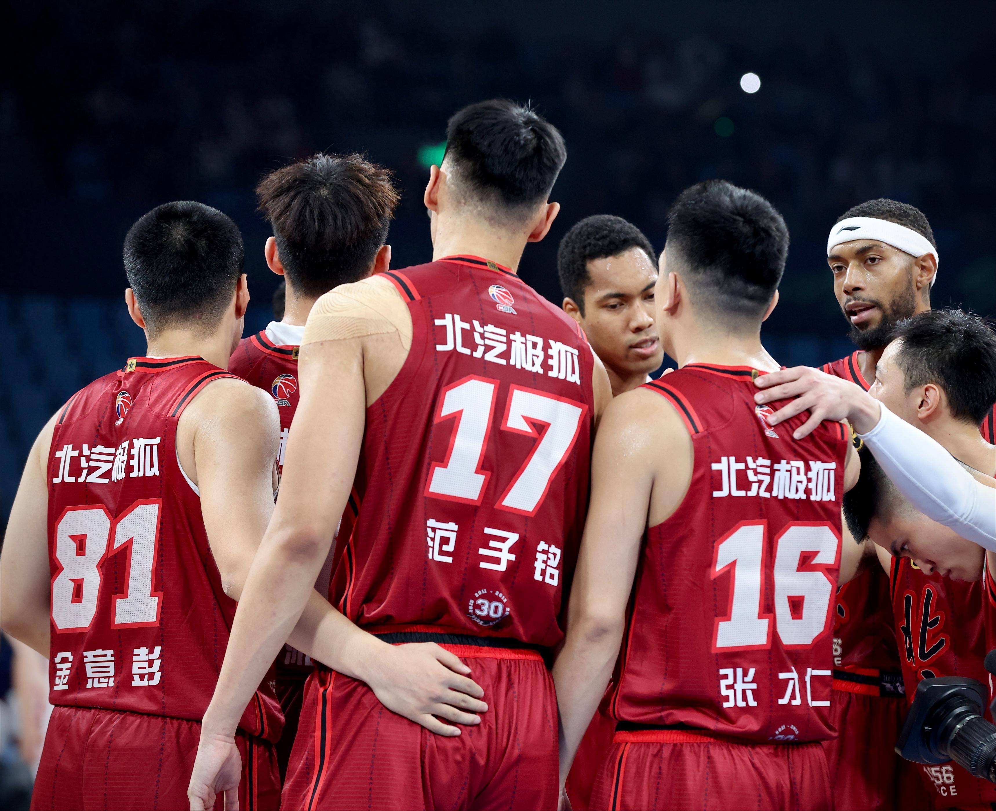 广厦队客场连胜,内外组合震撼全场 广厦队客场连胜,内外组合震撼全场