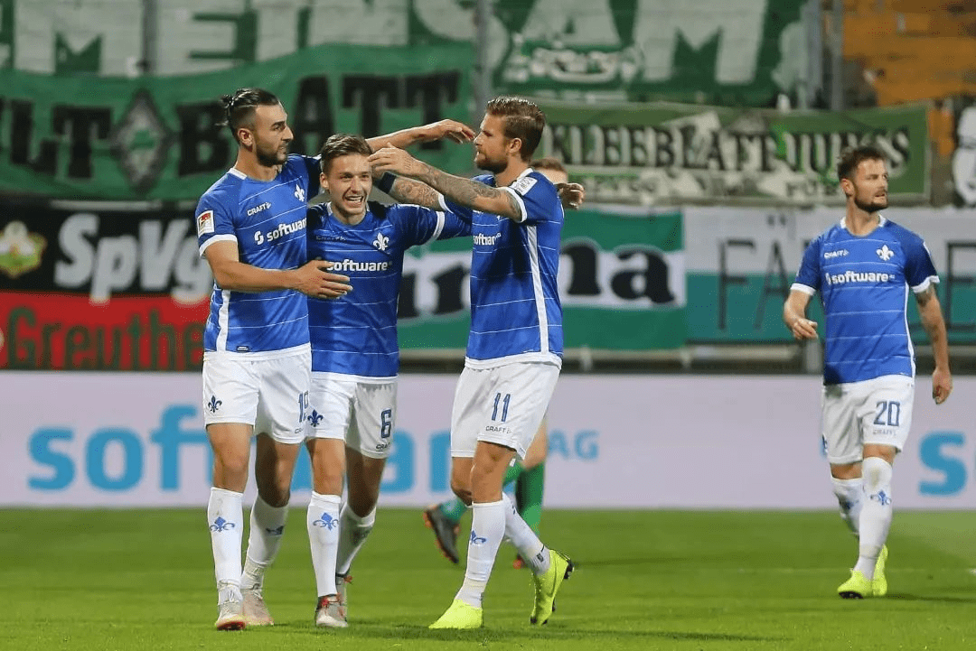 九游娱乐app下载-柏林赫塔球队换帅迎来新气象