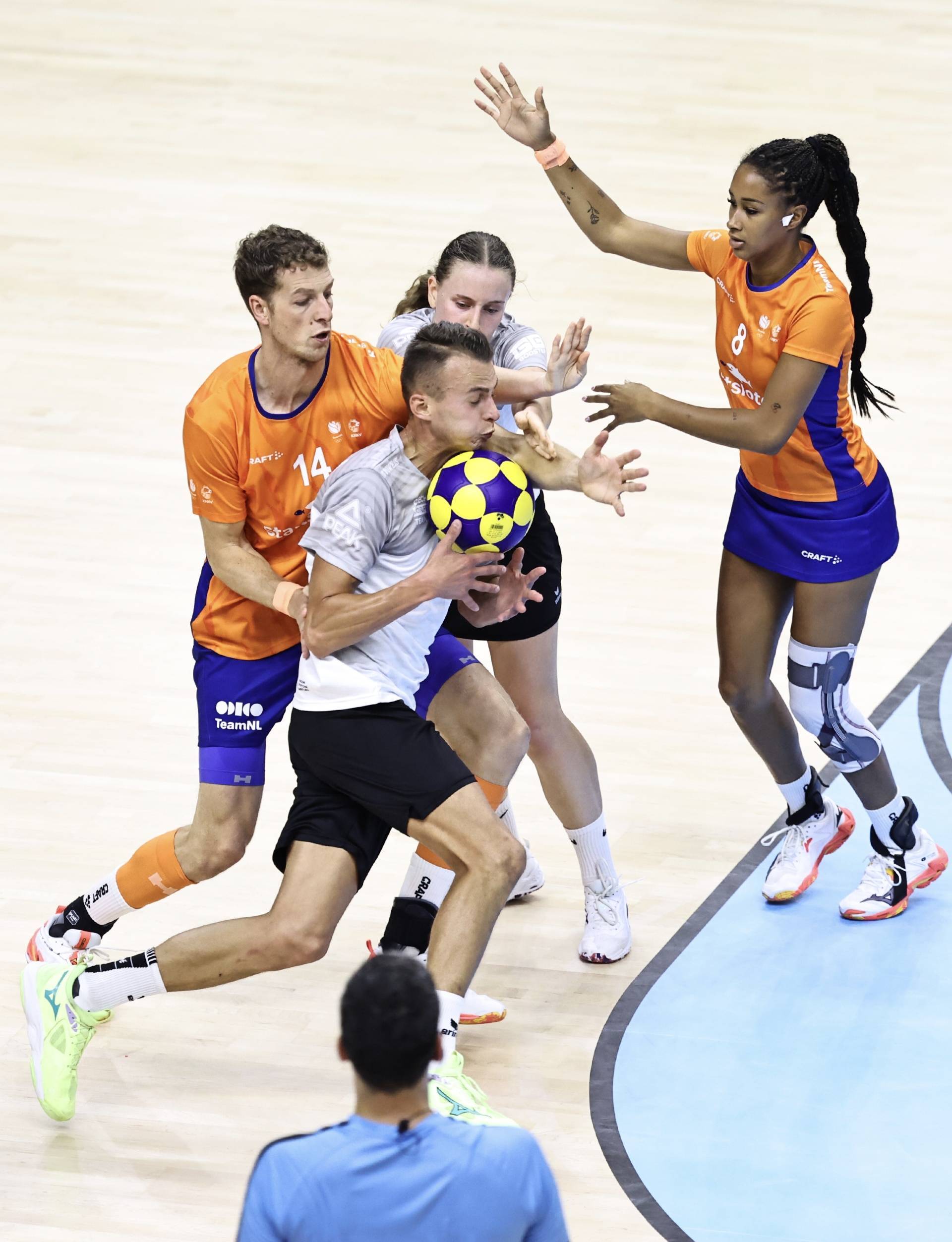 九游娱乐首页-荷兰挑战捷克，看谁能够获胜？的简单介绍