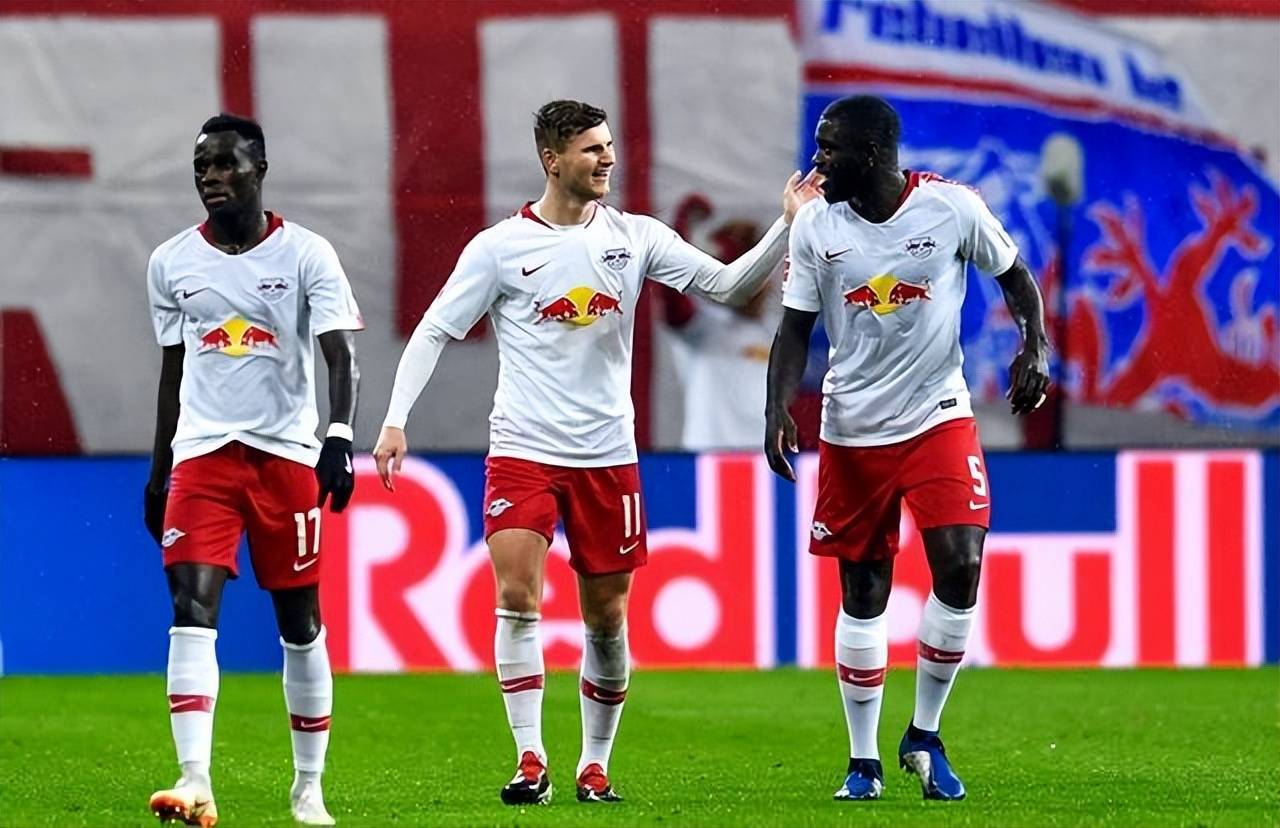 梅恩茨队实力出众,轻松取胜保持高位的简单介绍 梅恩茨队实力出众,轻松取胜保持高位的简单介绍