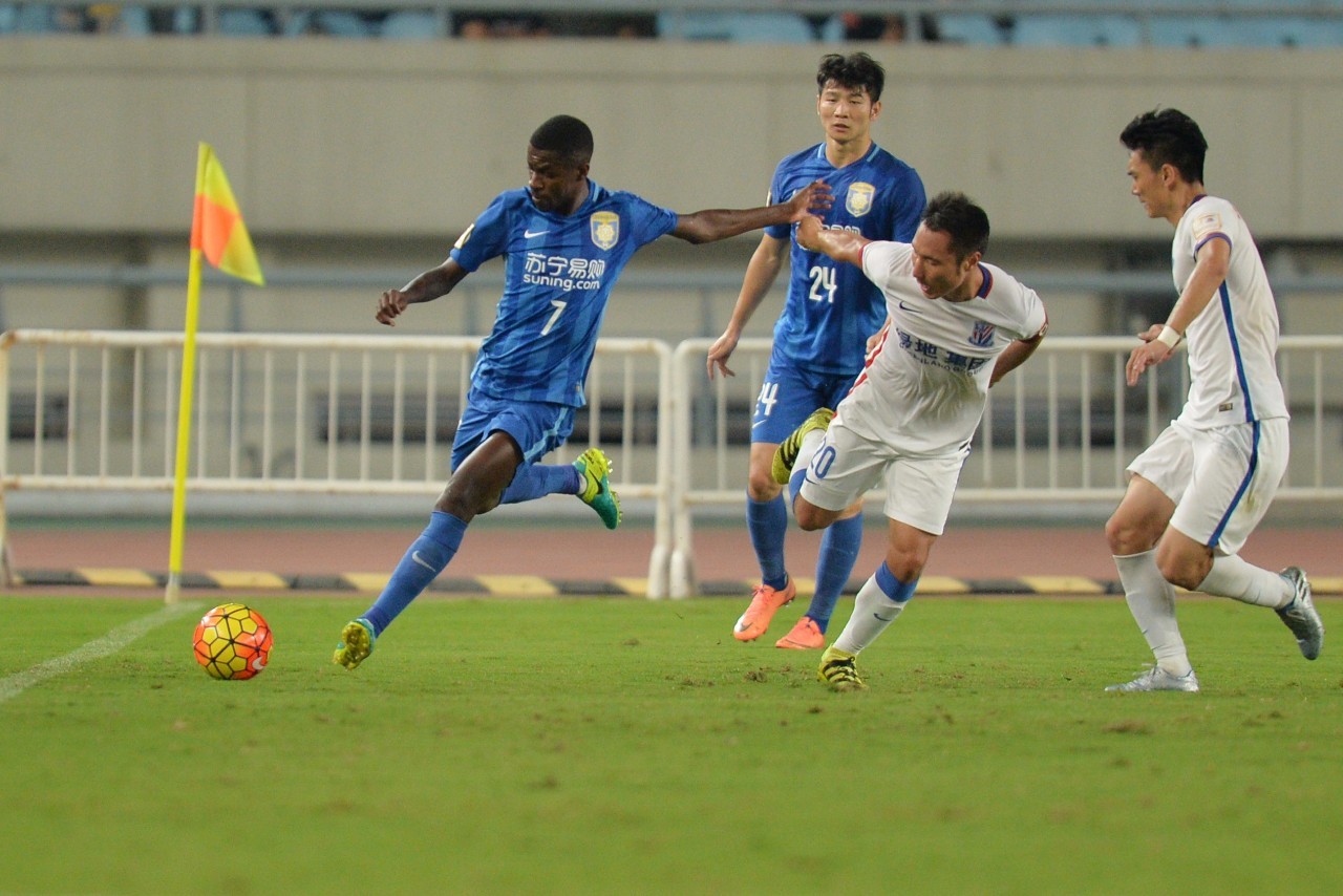 华德中心，广州恒大将迎战江苏苏宁，球迷热切期待的简单介绍