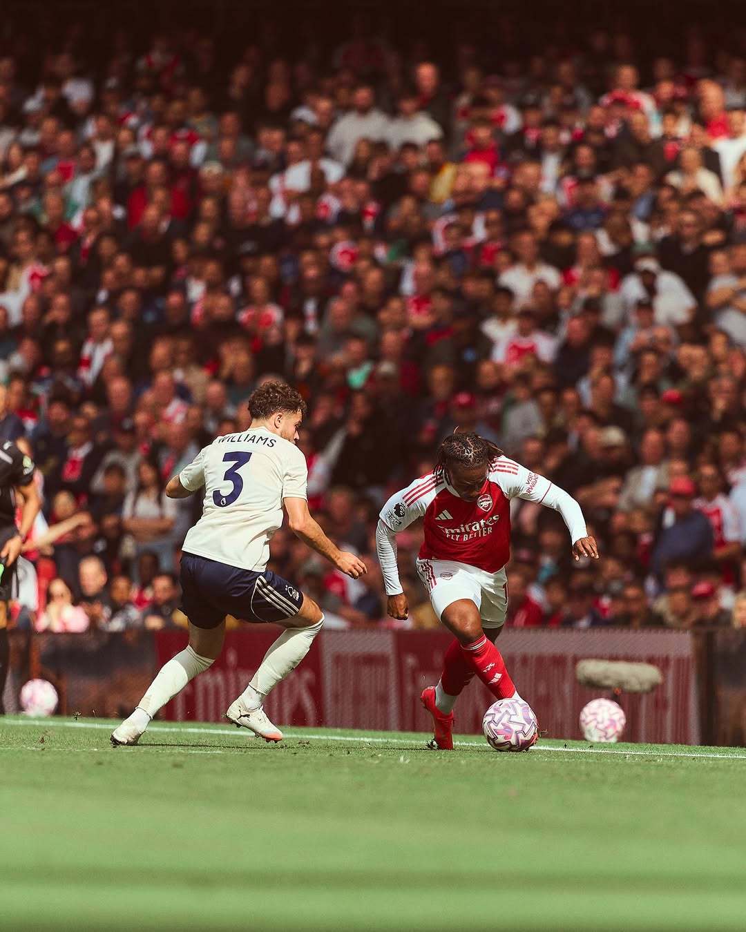 世界足坛焦点：各大洲球队显露出战术巧妙之处！的简单介绍