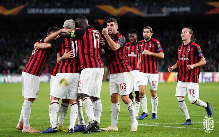 包含王牌球星合作表现稳定领导球队获得胜利的词条 包含王牌球星合作表现稳定领导球队获得胜利的词条