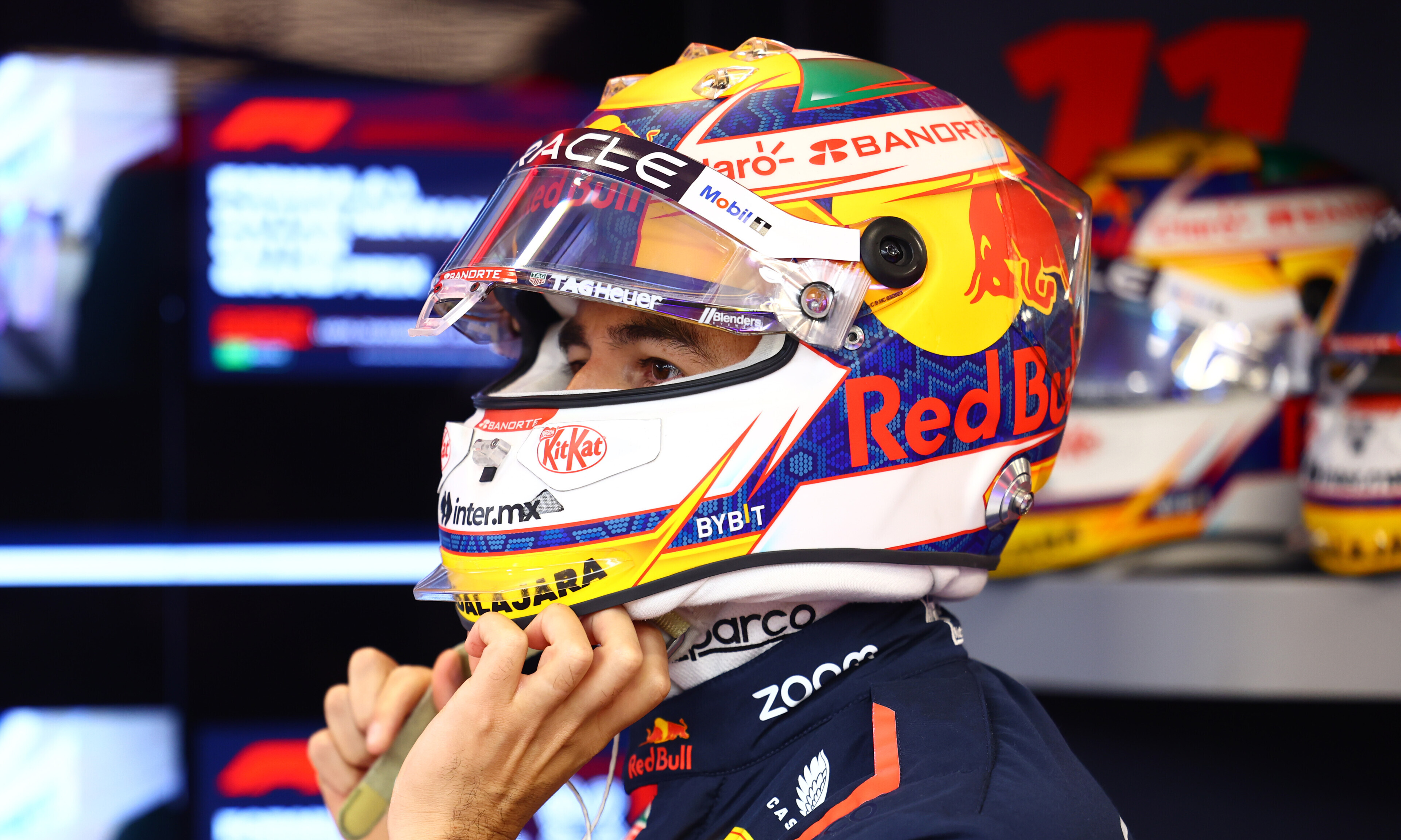 九游体育平台-雷诺车队横扫哈斯车队，佩雷兹点燃赛场的简单介绍