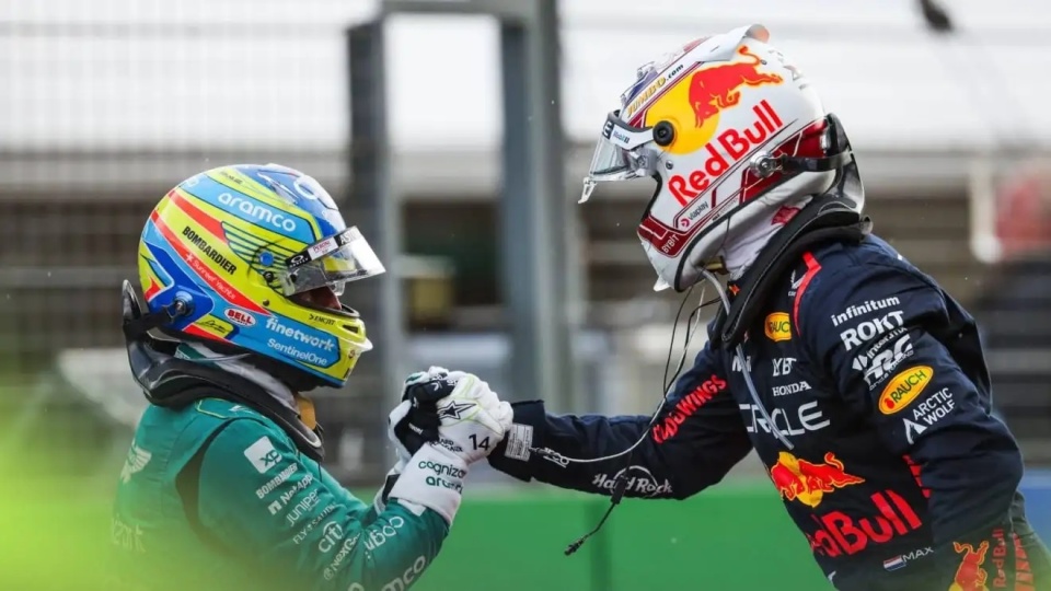 九游游戏-威廉姆斯完胜阿斯顿马丁，维斯塔潘扛起全队的简单介绍