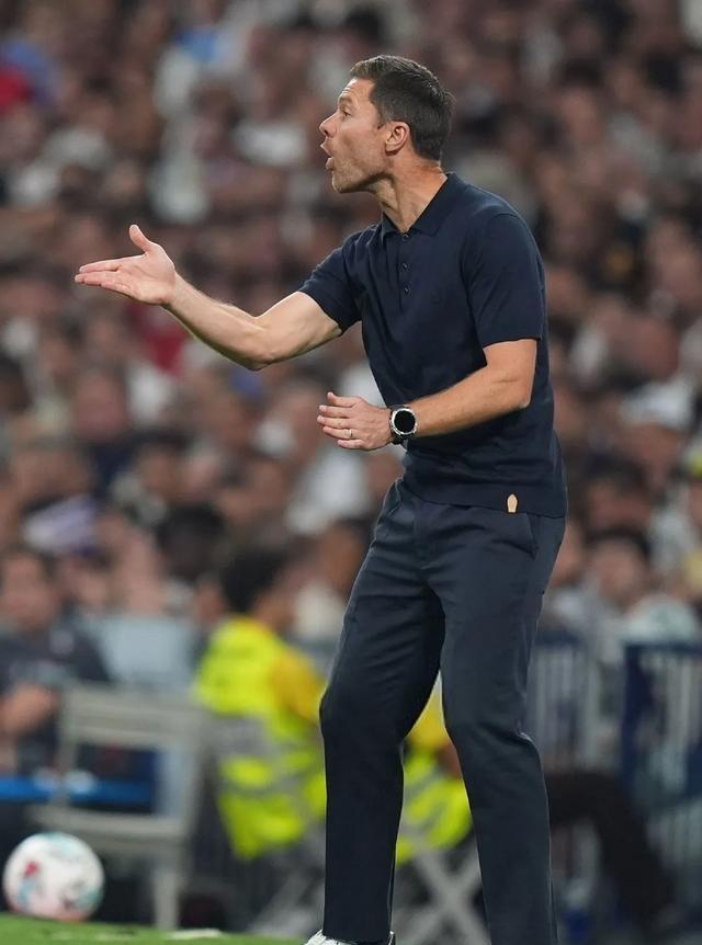 九游VIP-西班牙完胜皇马，姆巴佩点燃赛场